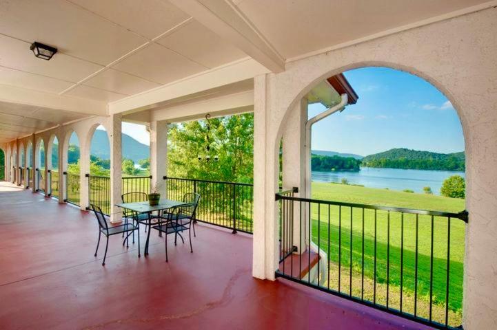 Chattanooga Room At Tennessee Riverplace Экстерьер фото
